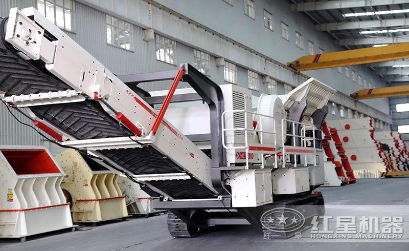 小型車載式鵝卵石破碎機(jī)，履帶液壓驅(qū)動(dòng)